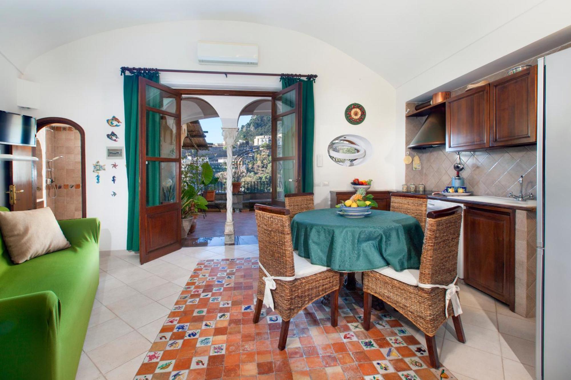 Yourhome - Alcova Apartment Positano Bagian luar foto